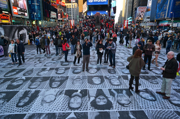 JR-Inside-Out-NYC-Time-Square02
